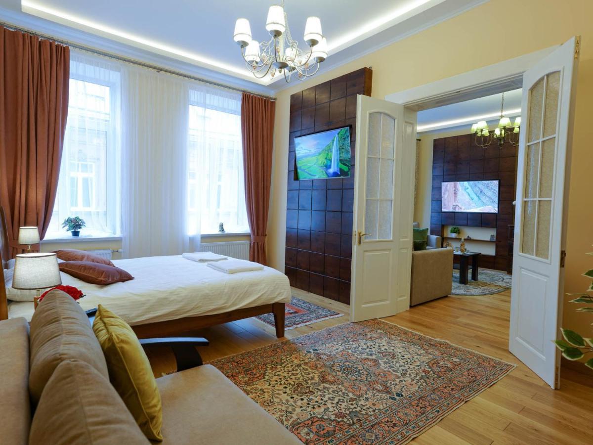 Lviv Suites At Shopena St. 4 Esterno foto
