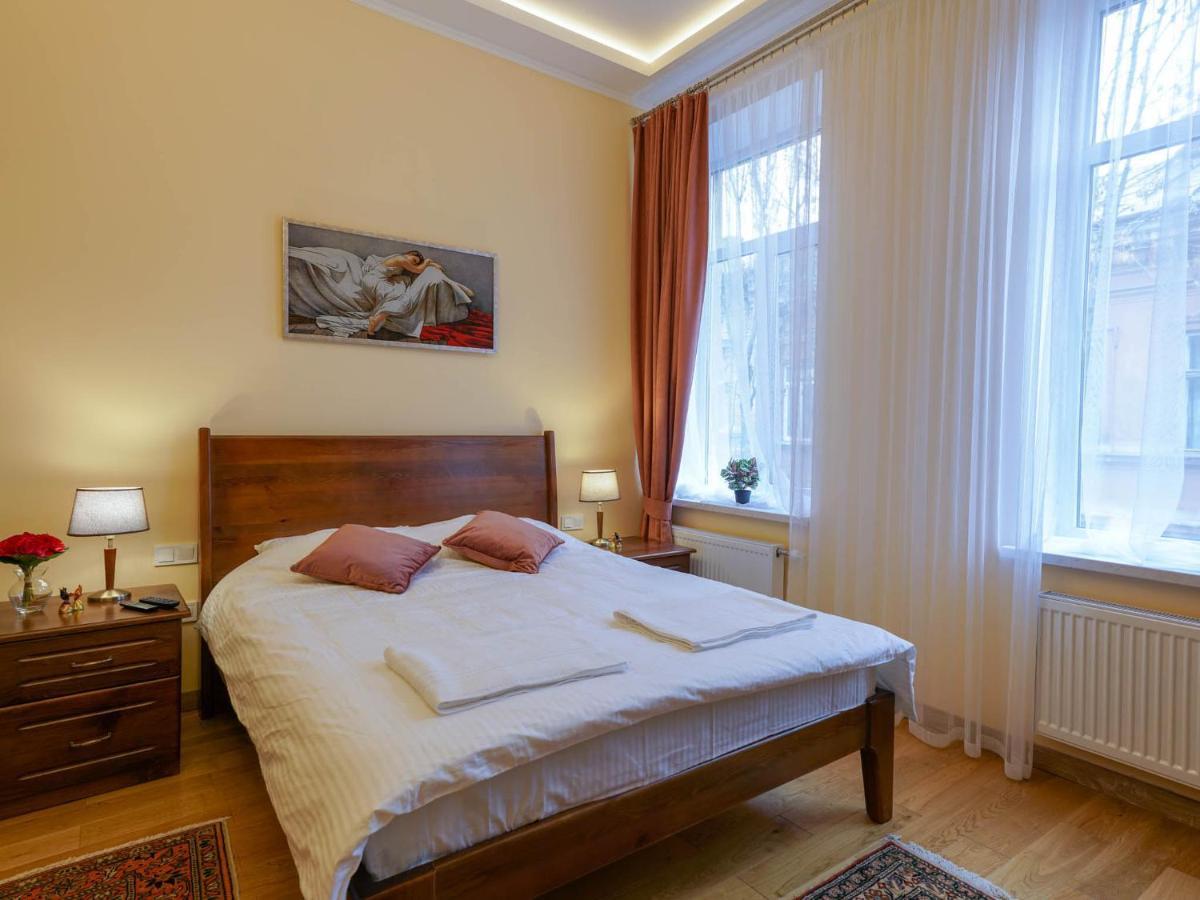 Lviv Suites At Shopena St. 4 Esterno foto