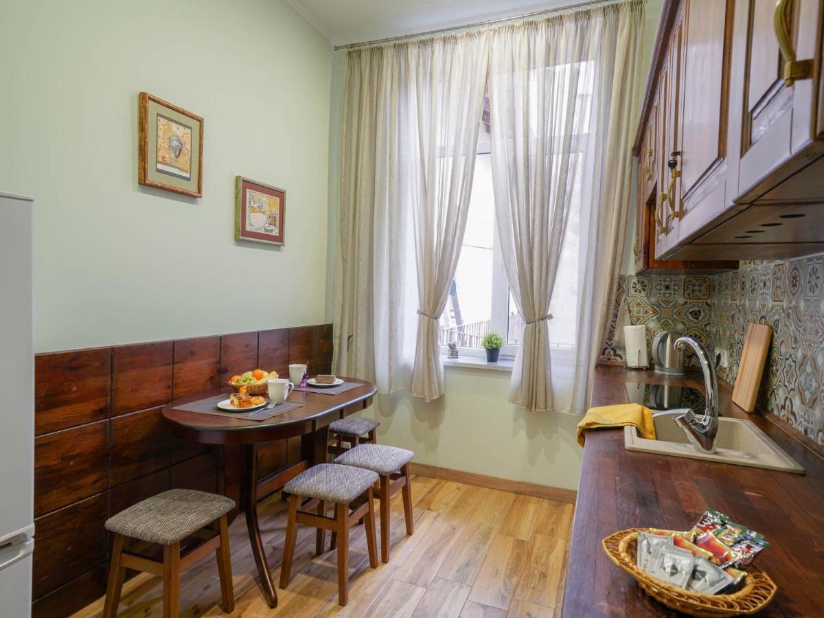 Lviv Suites At Shopena St. 4 Esterno foto